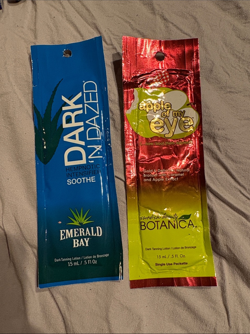 2 tanning lotion packet